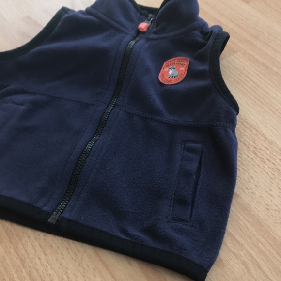 8/$25 Carter’s Blue Fleece Vest 6 Months - Picture 4 of 10